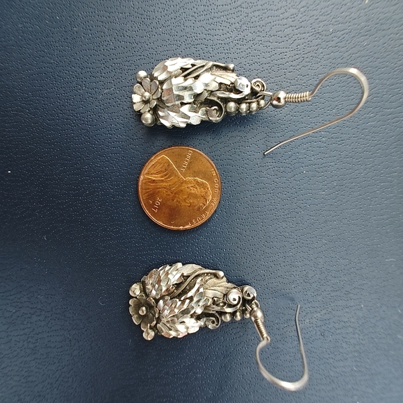 Silver Floral Earrings - Picture 8 of 8